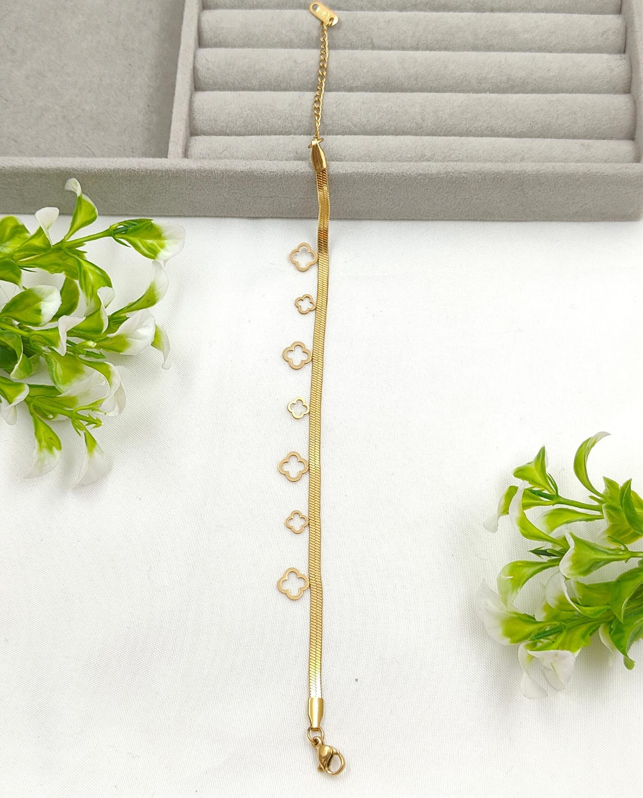 Golden Clover Bracelet