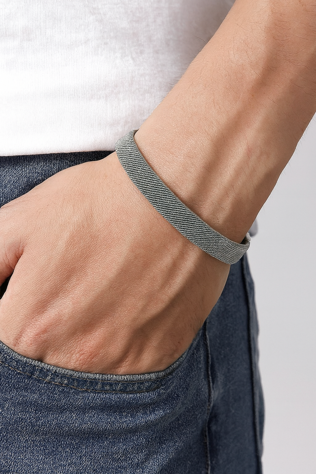 Mesh Cuff - Silver