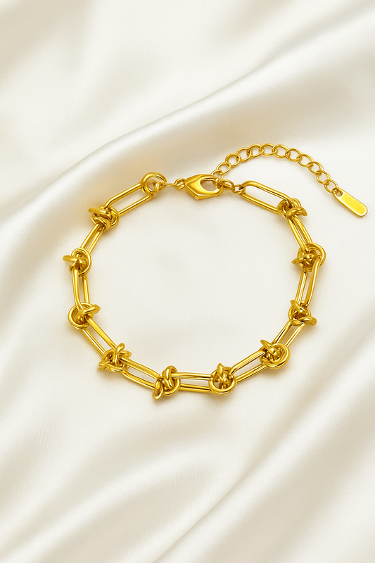 Golden Tangle